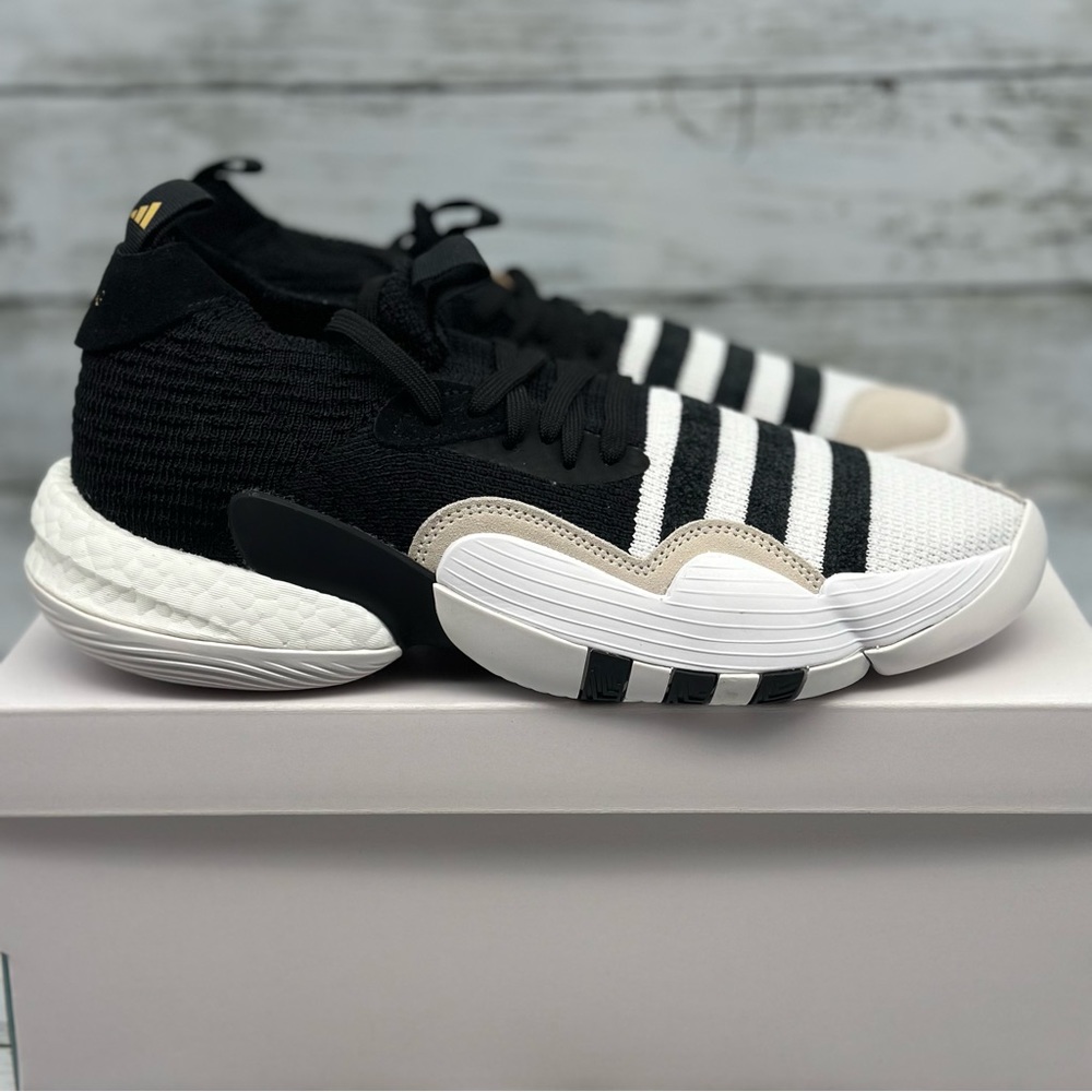 Adidas Trae Young 2 Men's Basketball Shoes Sneakers White Black New